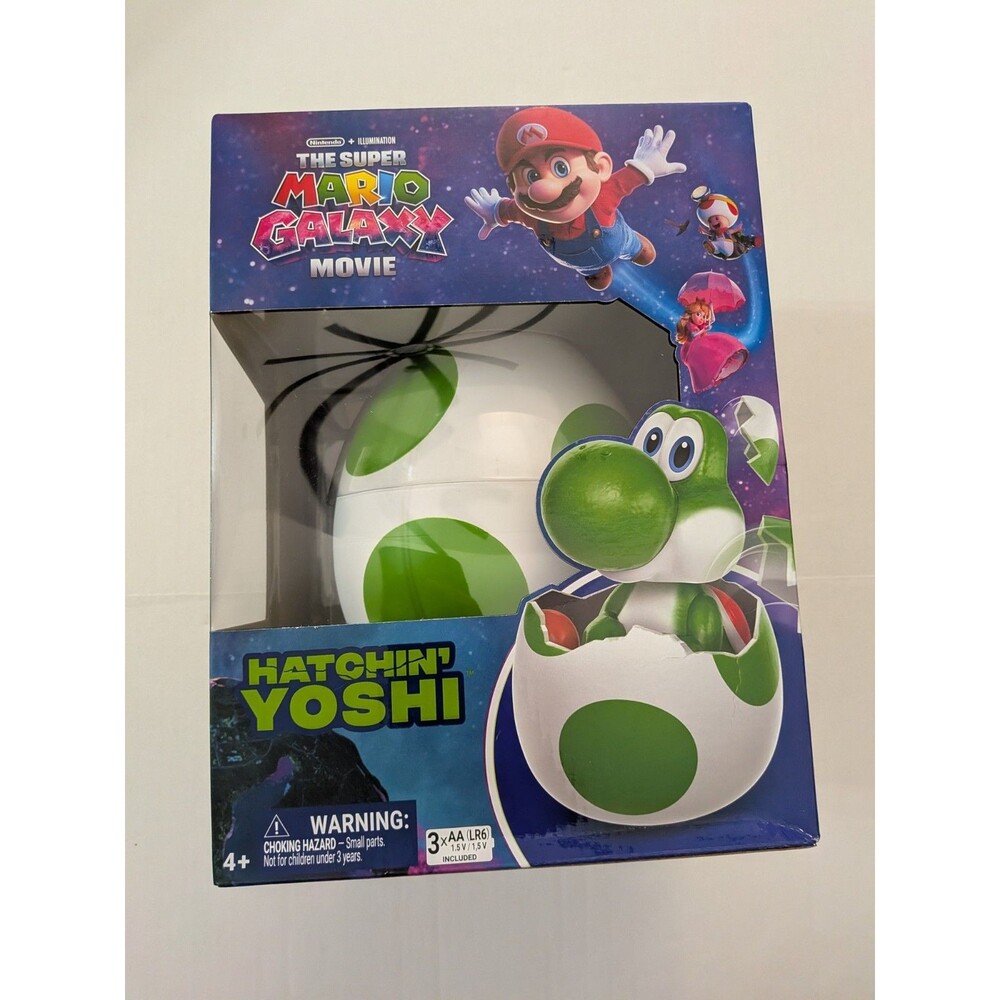 Super Mario Galaxy Movie Hatchin' Yoshi Hatching Egg Action Figure
